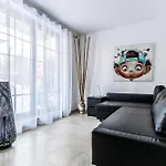 Gusia 아파트 *