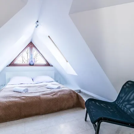 Gusia Apartment