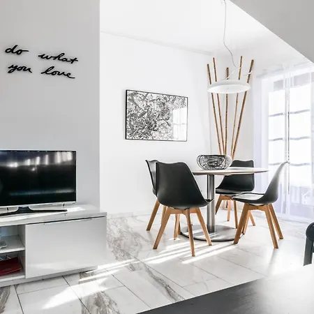 Gusia Apartment