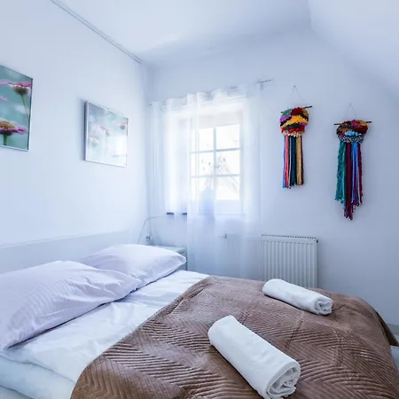 Gusia Apartment