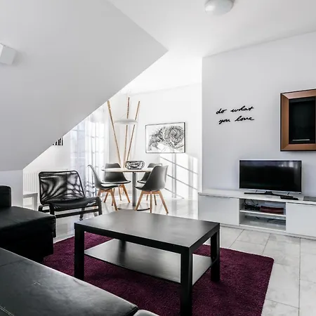 Gusia Apartment