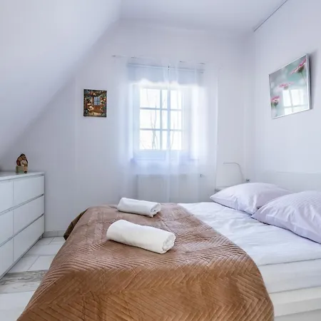 Gusia شقة زاكوباني