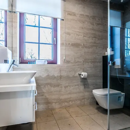 Gusia شقة زاكوباني